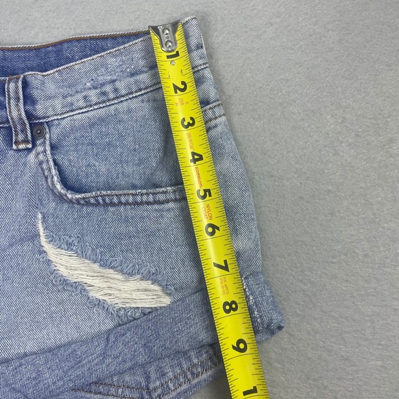 Billabong Denim Shorts Womens Size 26 Blue Distressed Cuffed Casual - Picture 14 of 14